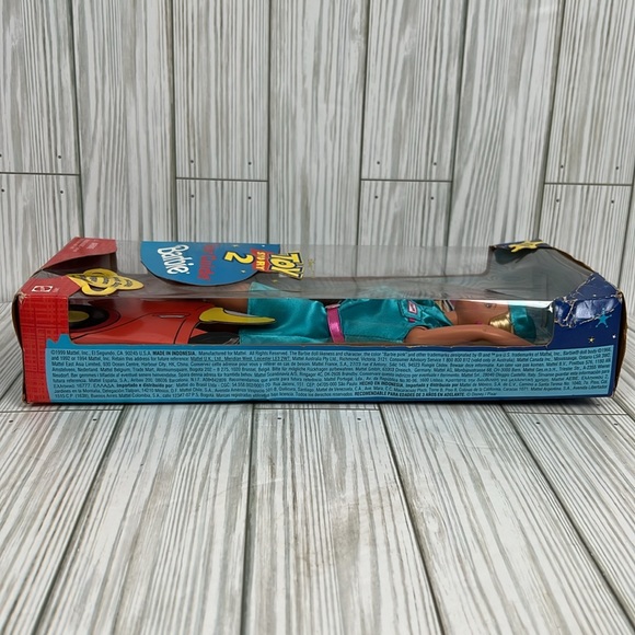 Toy Story 2 Tour Guide Barbie Doll 1999 Special Edition Disney Pixar 24015 NIB - Picture 7 of 11